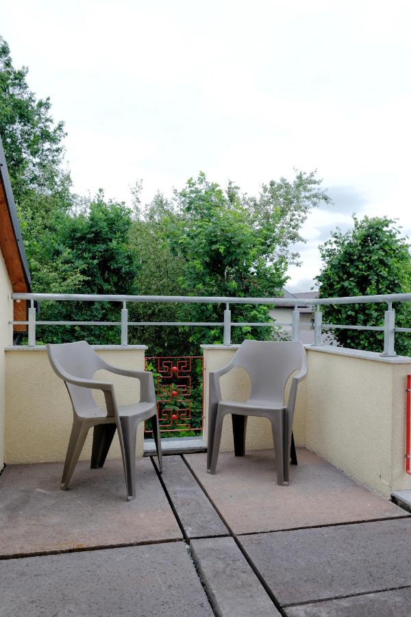 Modern Apartment In Jawiszowice Esterno foto