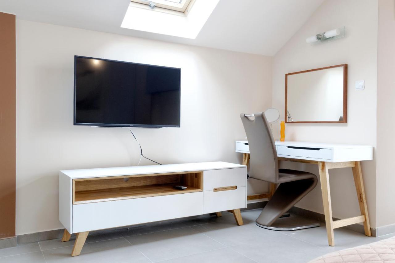 Modern Apartment In Jawiszowice Esterno foto